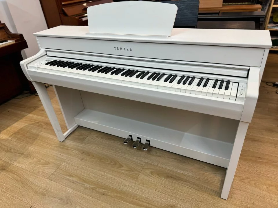 YAMAHA SCLP-7350 WH