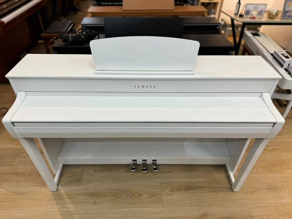 YAMAHA SCLP-7350 WH