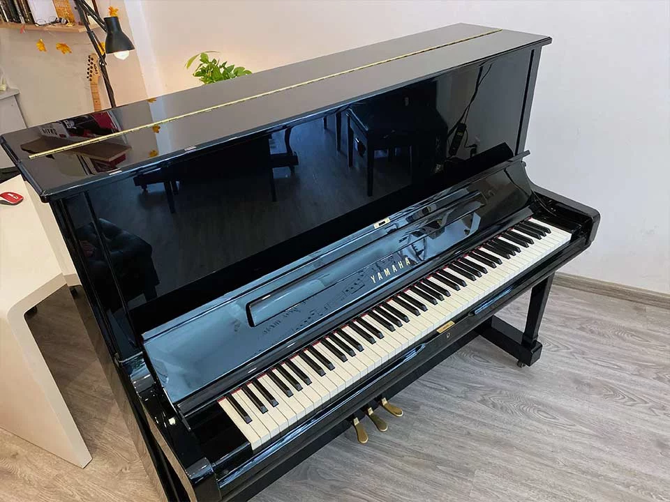 YAMAHA SU7