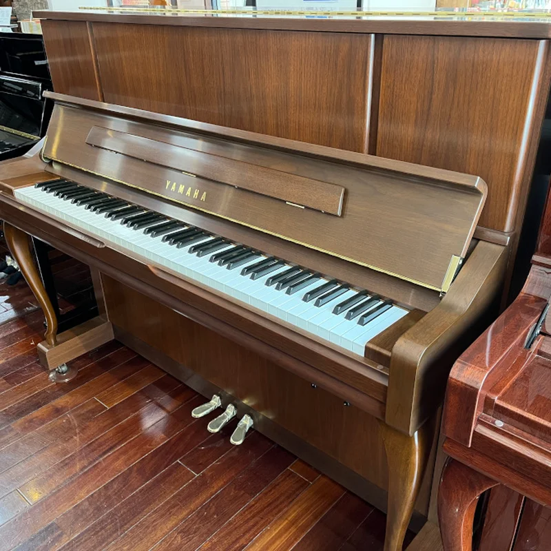 YAMAHA U10 WnC