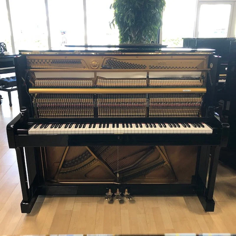 YAMAHA U1E Wn