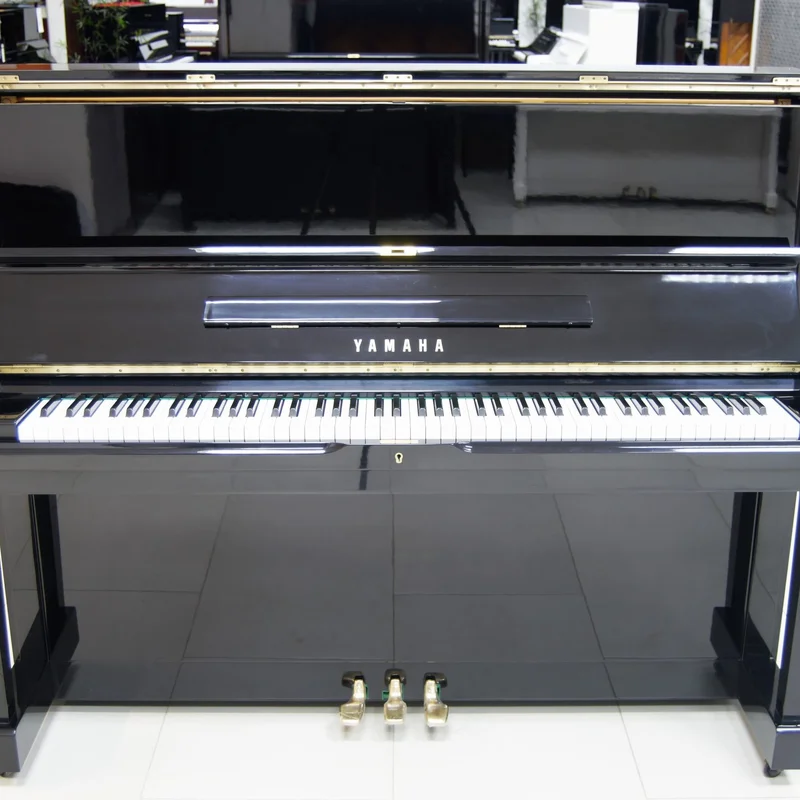 YAMAHA U1H WH