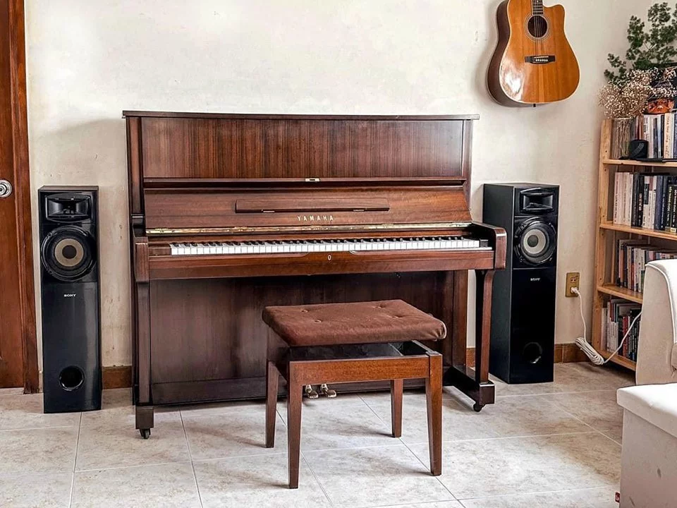 YAMAHA U1H Wn
