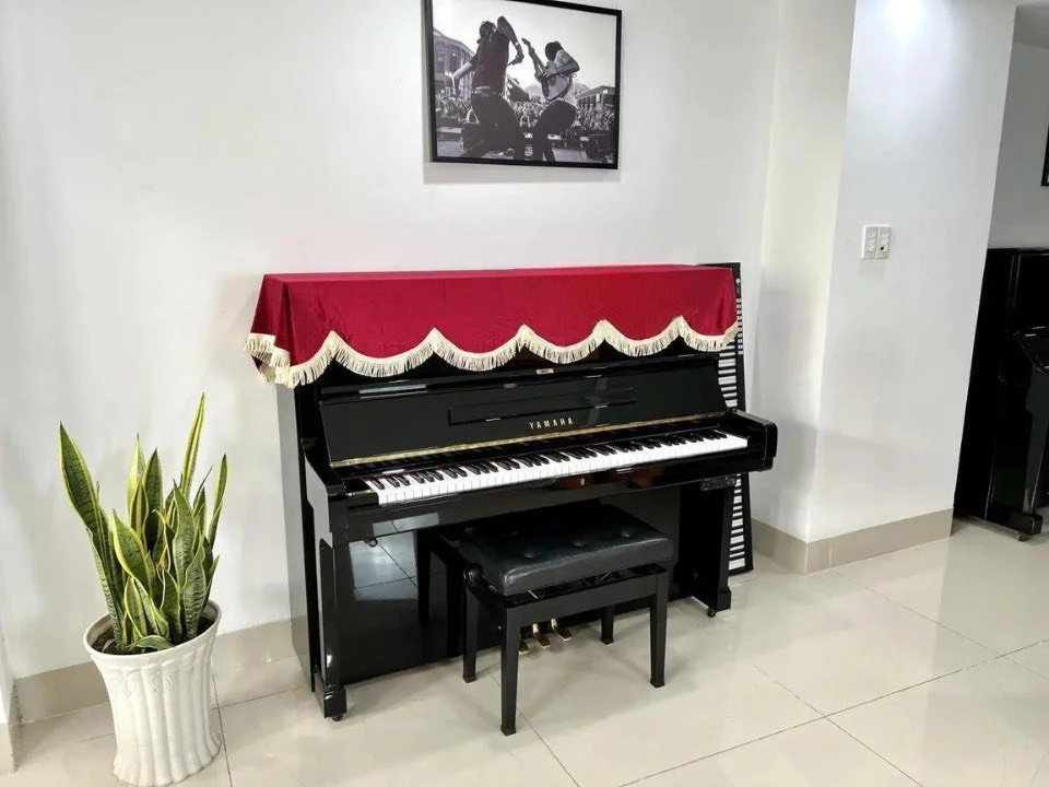 YAMAHA U2F