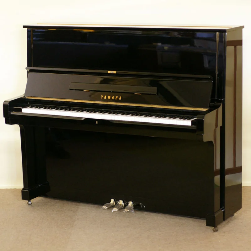 YAMAHA U2H WH