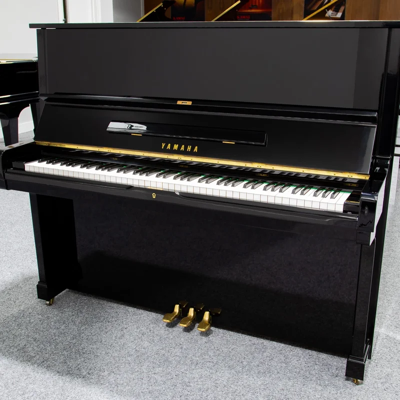 YAMAHA U2H WH