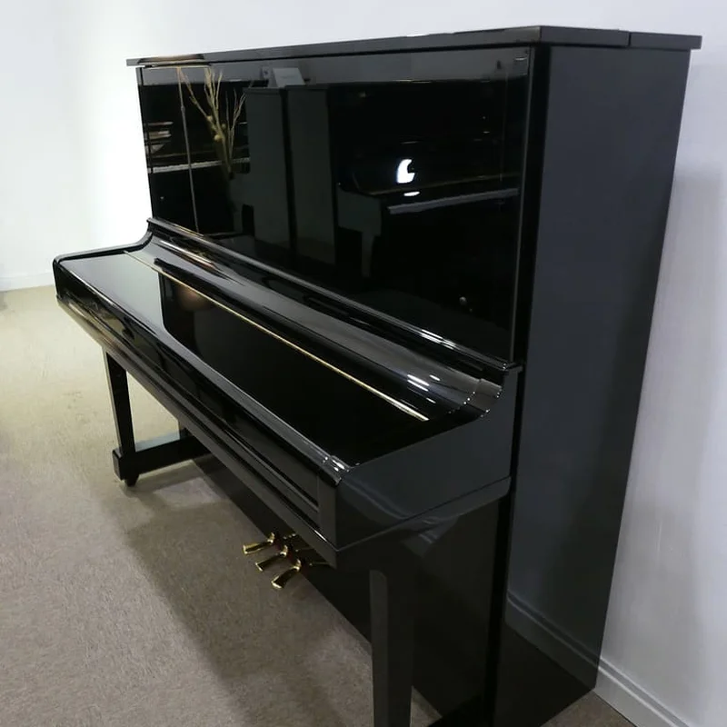 YAMAHA U30 RW