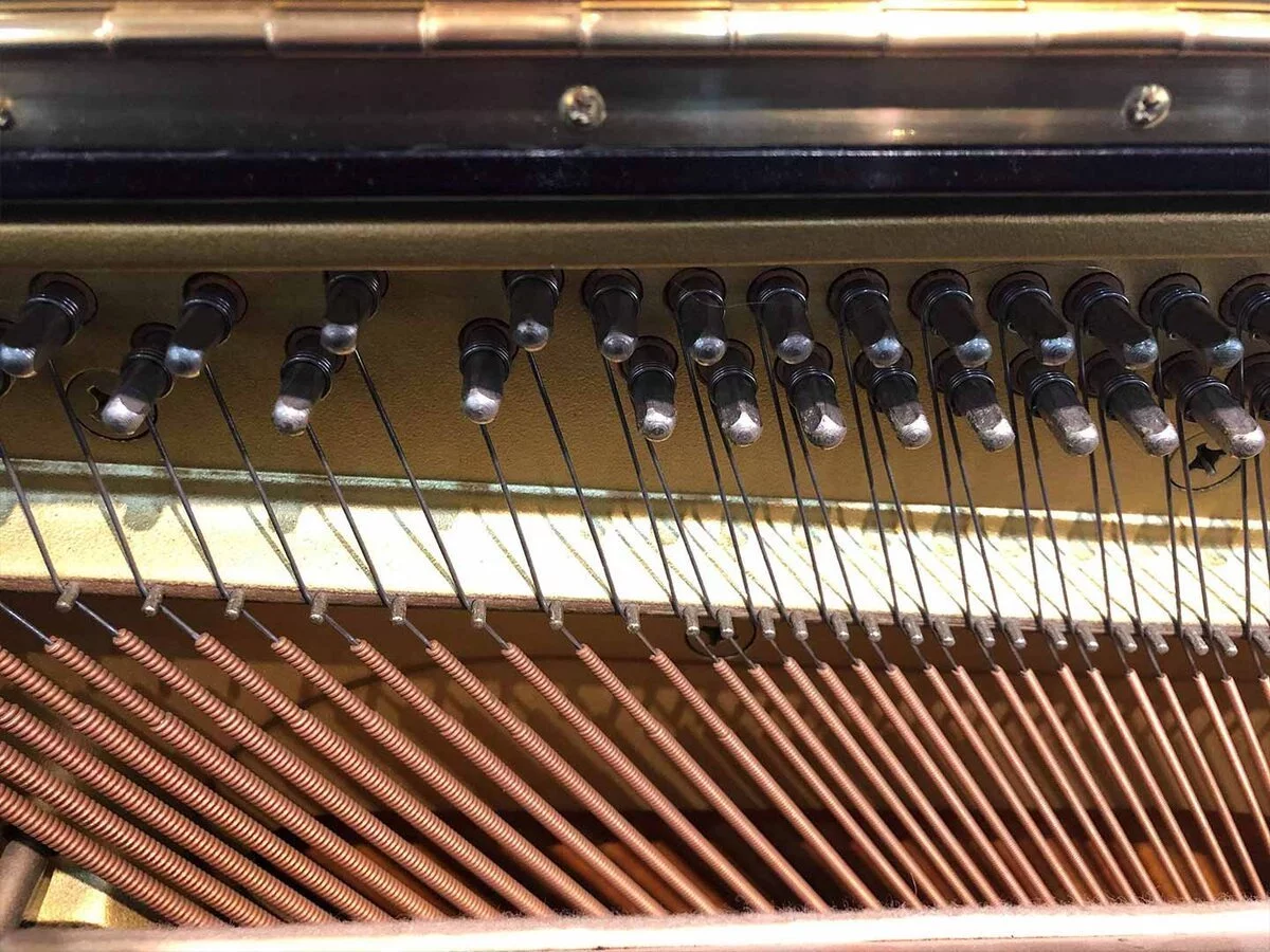 YAMAHA U300SX Silent