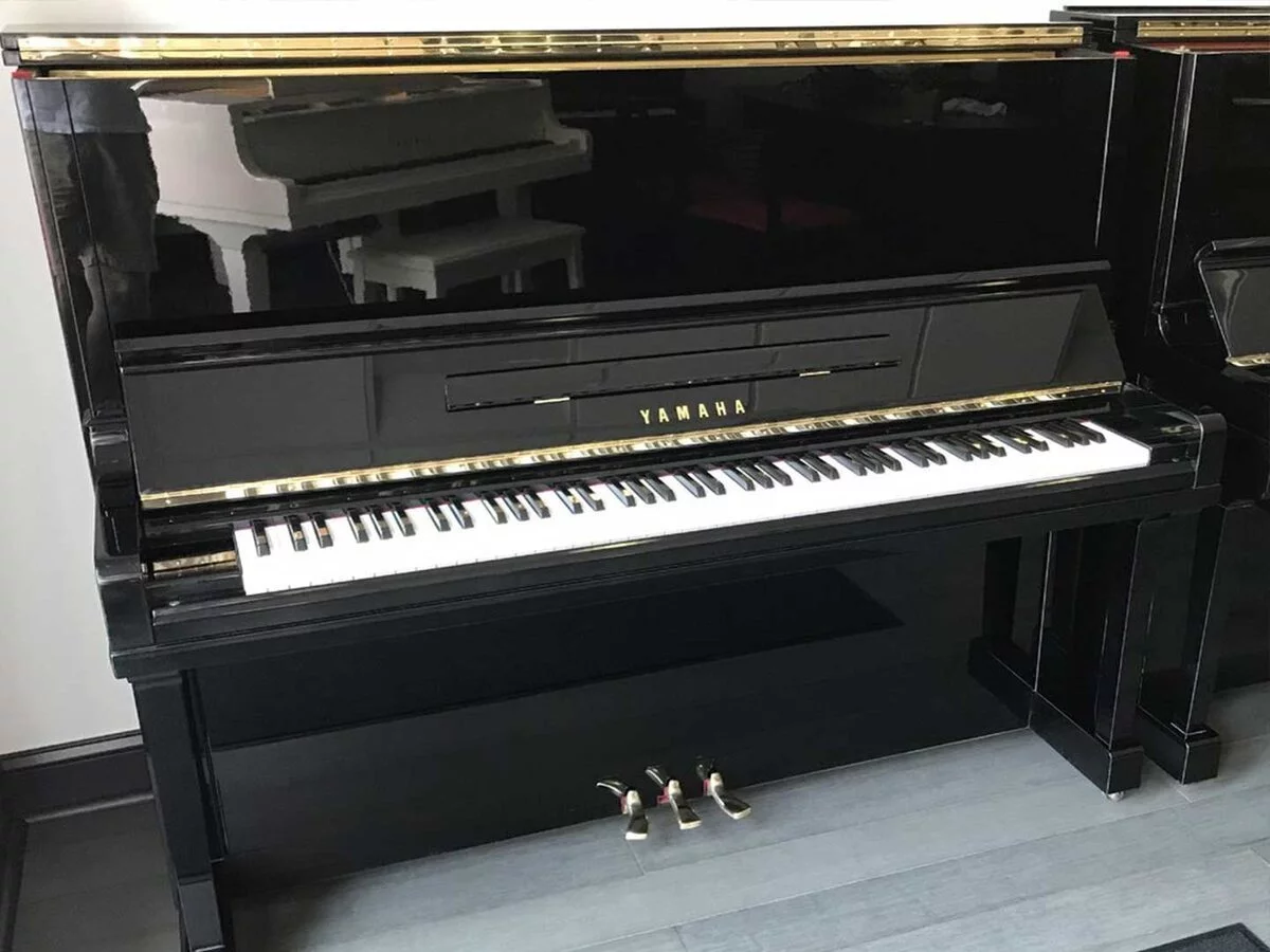 YAMAHA U30AS Silent