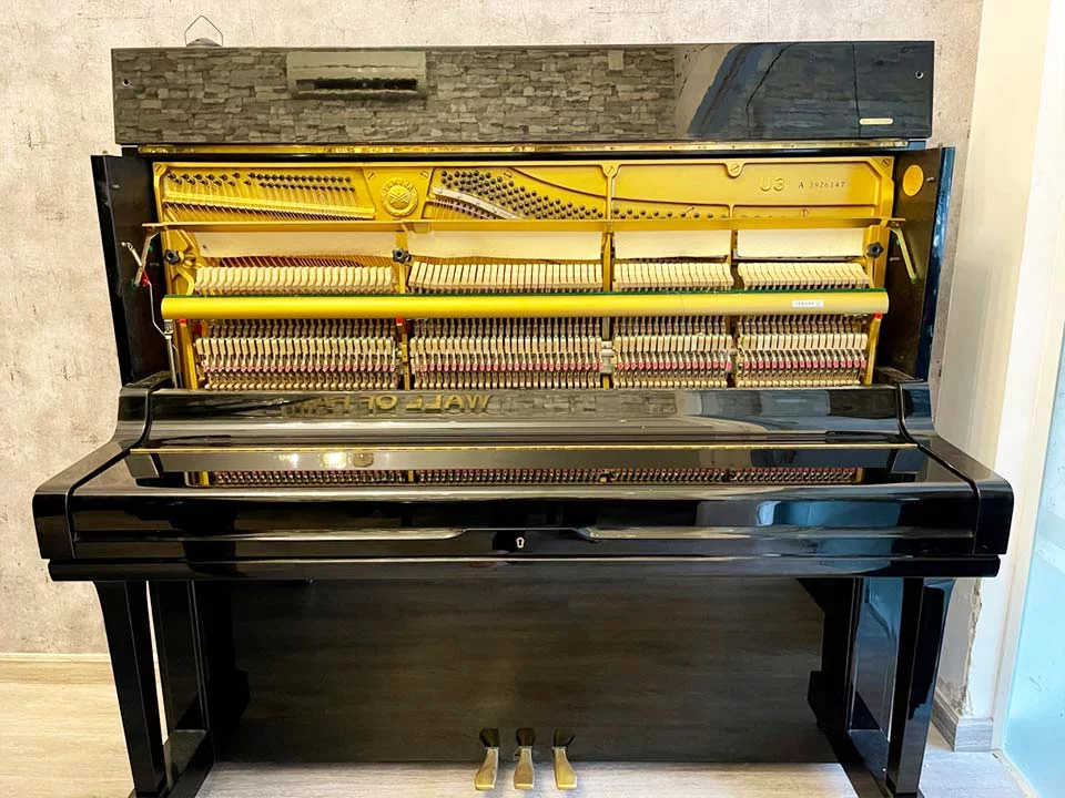 YAMAHA U3A