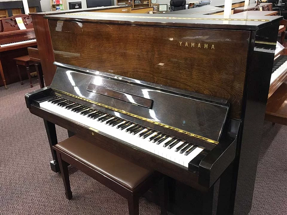 YAMAHA U3C Mh
