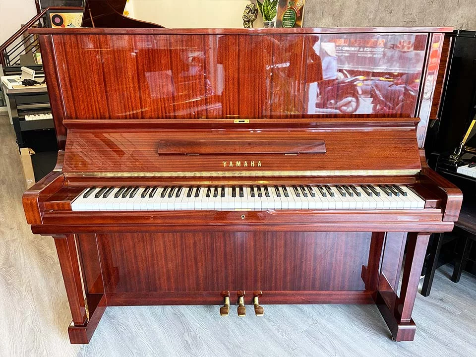 YAMAHA U3F Mh