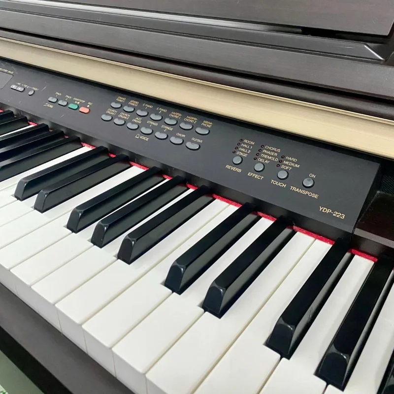 YAMAHA YDP-223 R