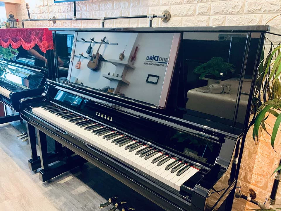 YAMAHA YU5 SXG (Auto Play + Silent)