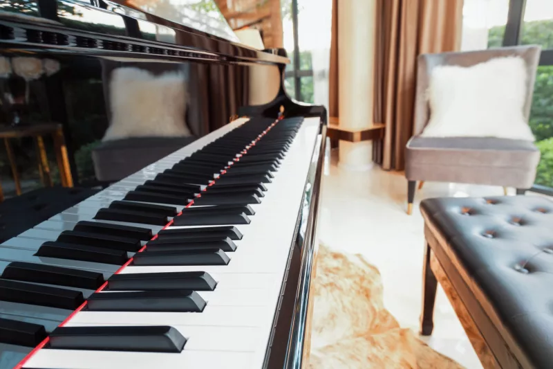 Đại Tu Piano: Từ "Di Sản Gia Đình" Đến "Kiệt Tác Âm Nhạc Cá Nhân" – Quy Trình Phục Hồi Toàn Diện Tại TP.HCM!