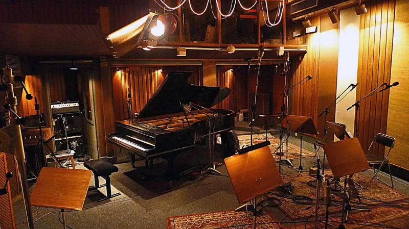 Âm Nhạc Giúp Não Bộ 'Thăng Hoa': Lợi Ích Bất Ngờ Khi Bé Học Piano Từ Sớm