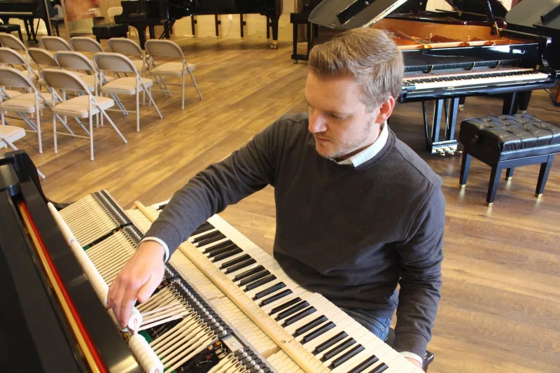 Bảo dưỡng piano