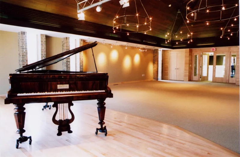 Top 1 Cửa Hàng Piano Uy Tín Tại Hòa Bình