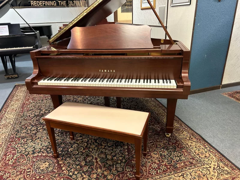 Grand Piano chính hãng tại Ninh Bình