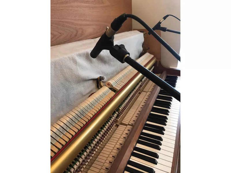 Chi tiết piano cao cấp tại Quảng Nam