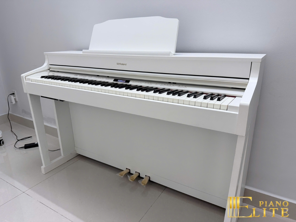 ROLAND HP-603 WH