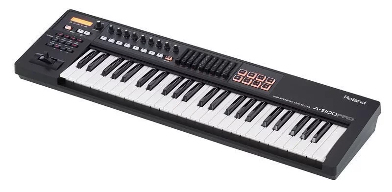 ROLAND A-500PRO R - Chi tiết 1