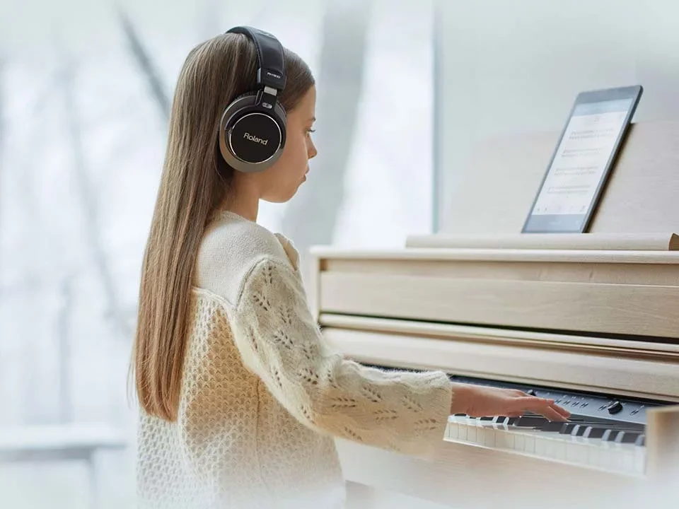 Reviews ROLAND HP-702 LO