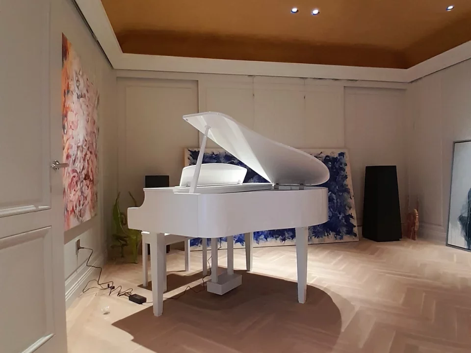 YAMAHA CLP-765GP WH - Chi tiết 2