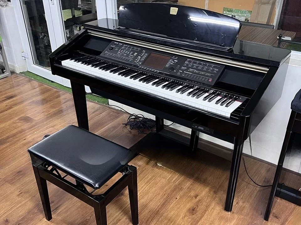 YAMAHA CVP-209 R - Chi tiết 1