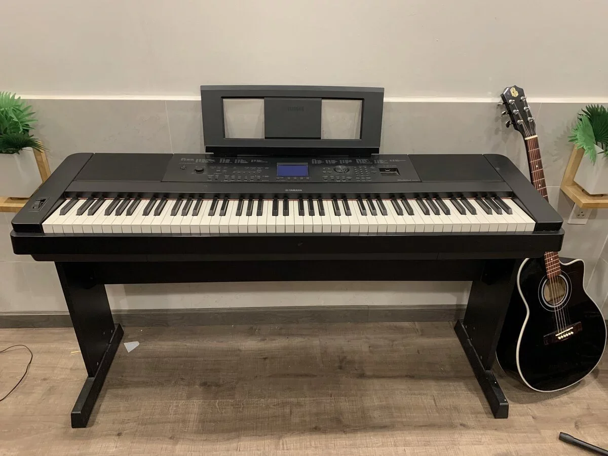 Yamaha DGX-660 - Chi tiết 1