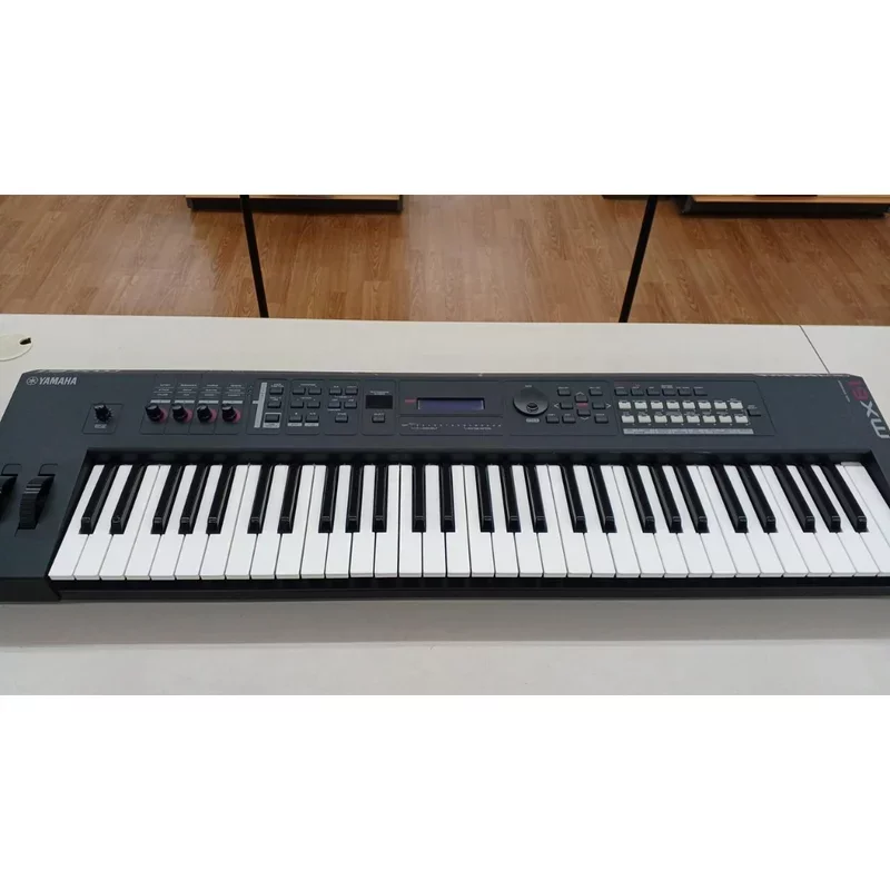 Yamaha MOTIF MX61 - Chi tiết 2
