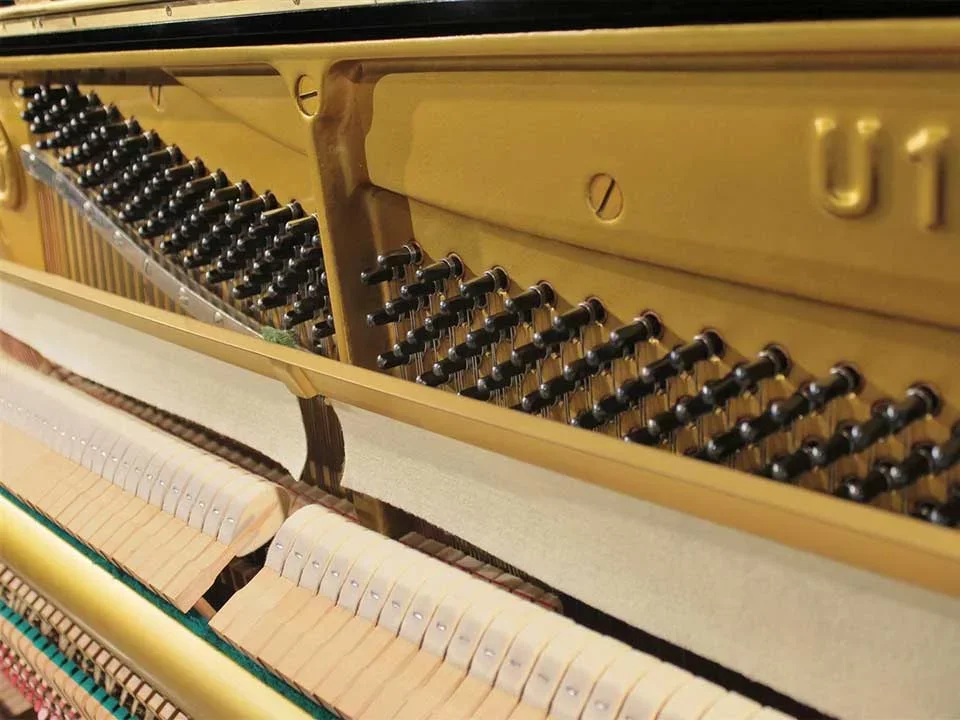 YAMAHA U1F - Chi tiết 2