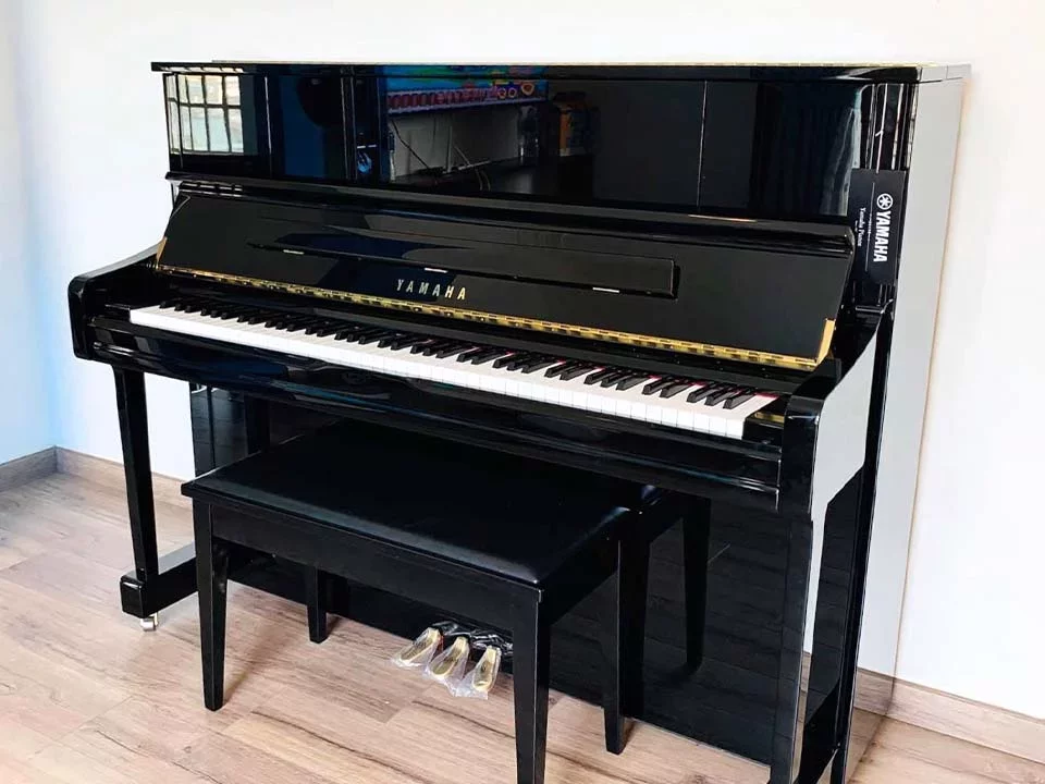 YAMAHA U1J PE - Chi tiết 2