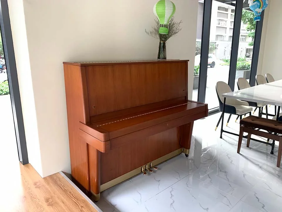 YAMAHA U7 - Chi tiết 2