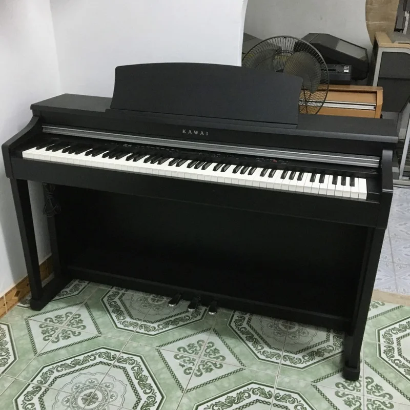 KAWAI CN33