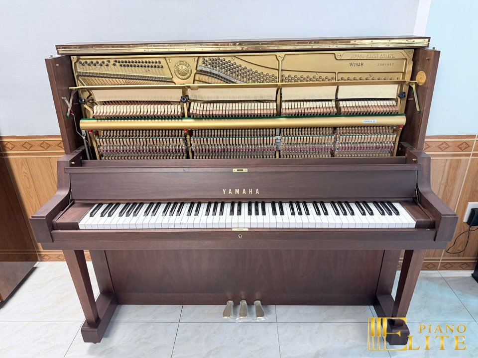 YAMAHA W102B
