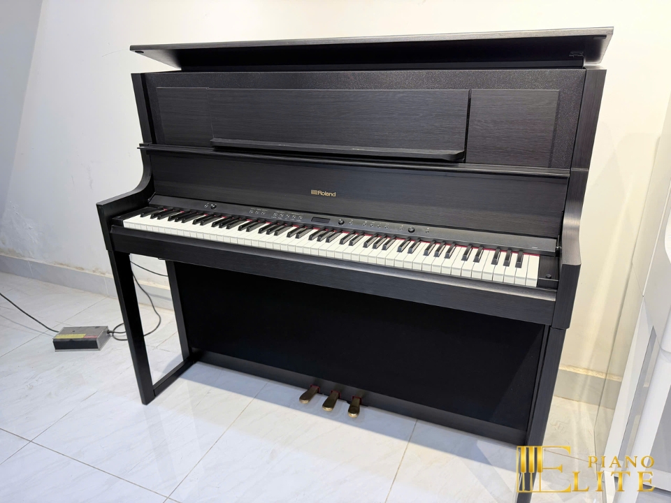 ROLAND LX-708 CB (USED)