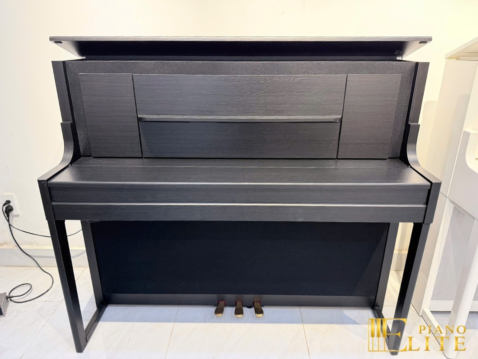 ROLAND LX-708 CB (USED)