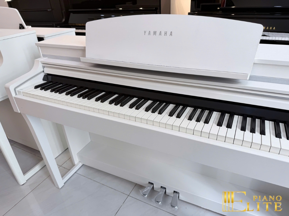 YAMAHA CSP-170 WH (USED)