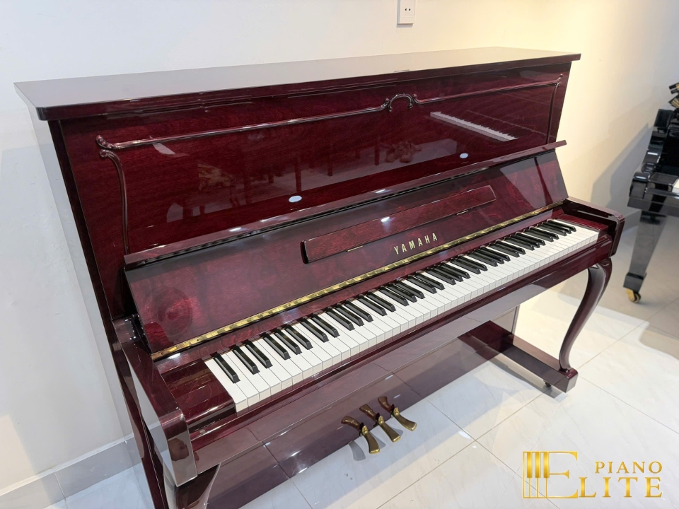 YAMAHA U10BiC