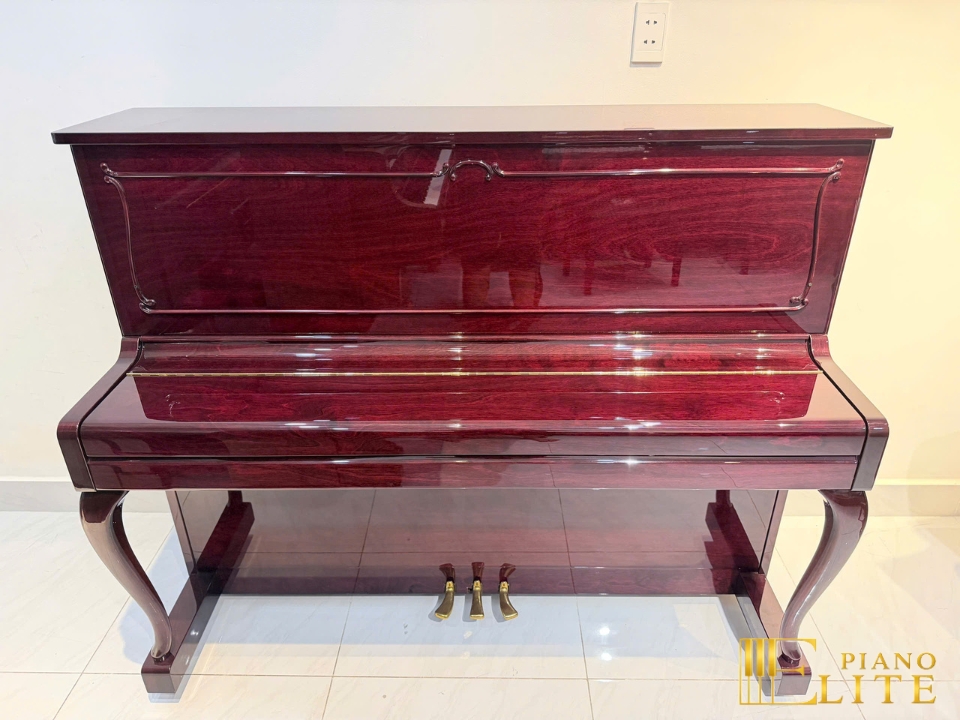 YAMAHA U10BiC