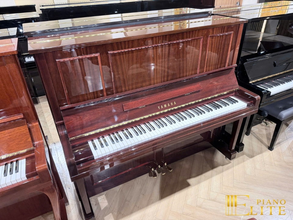 YAMAHA U30Sa