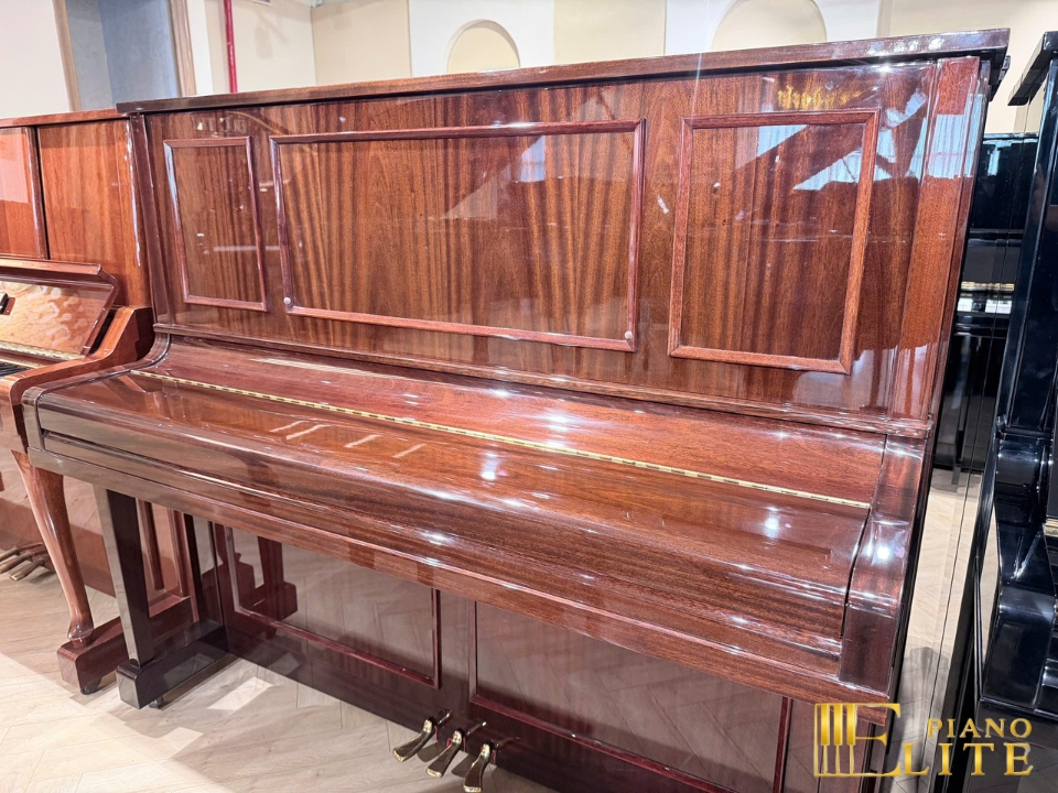 YAMAHA U30Sa