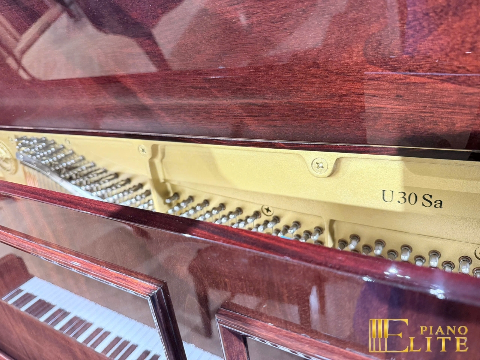YAMAHA U30Sa