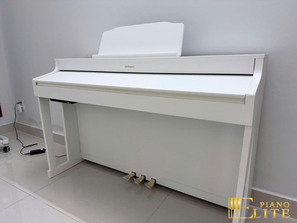 ROLAND HP-603 WH