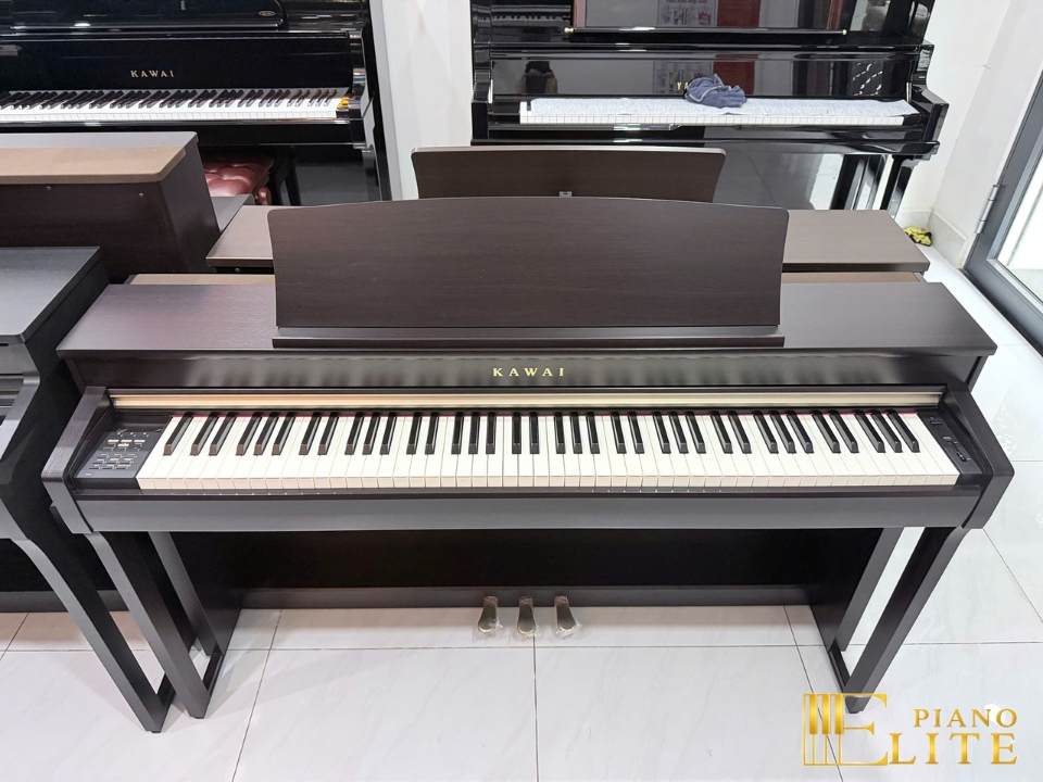 KAWAI CN37 R