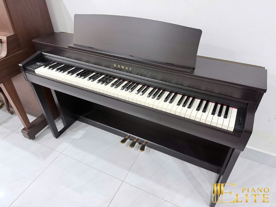 KAWAI CN39 R