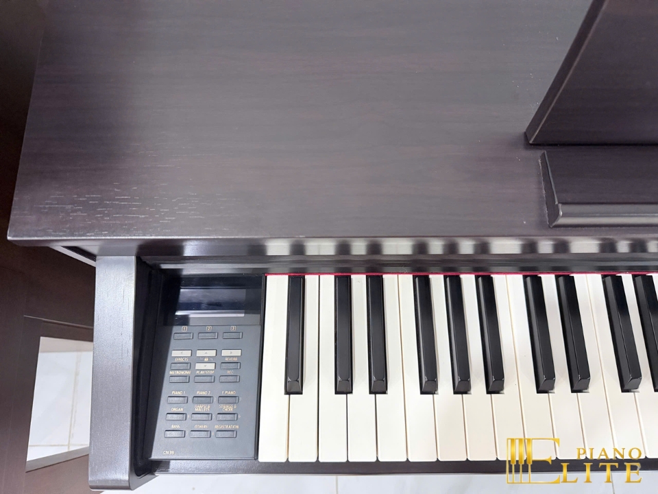 KAWAI CN39 R