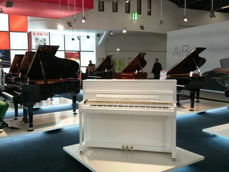 KAWAI K-300 WH - Chi tiết 1