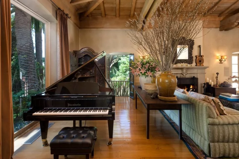 Hồi Sinh "Trái Tim" Điện Tử: 7 Dấu Hiệu Piano Điện "Chết Lâm Sàng" & Giải Pháp P